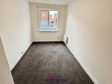 2 bedroom Flat to let in Lock Keepers Court, Victoria Dock, Hull, HU9