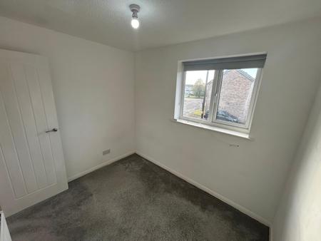 2 bedroom Semi-detached house to let in Wawne Lodge, Pennine Way, Hull, HU7