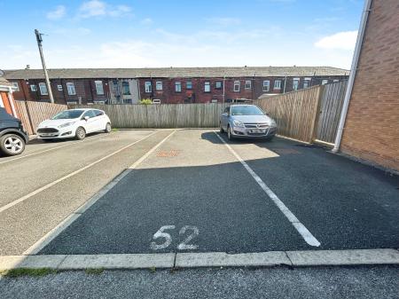 4 bedroom Town house for sale in Kelstern Close, Bolton, BL2