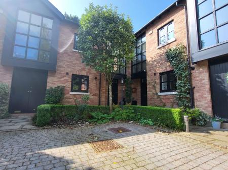2 bedroom Mews house to let in Chelwood Mews, Lostock, Bolton, BL6
