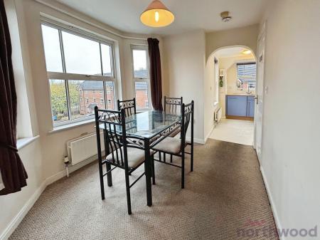 2 bedroom Flat for sale in Royal Court Drive, Bolton, BL1