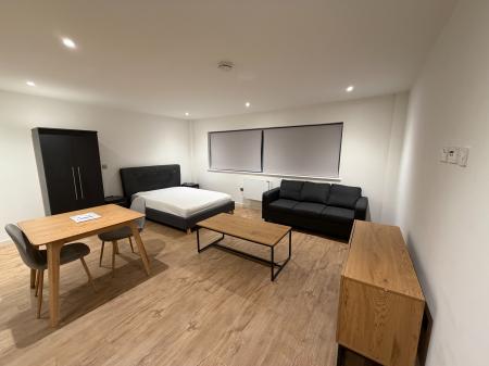 1 bedroom Studio flat to let in Nelson Street, Bolton, BL3