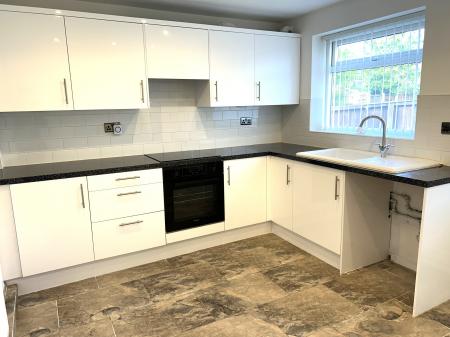 2 bedroom Semi-detached house to let in Lever Bridge Place, Bolton, BL3