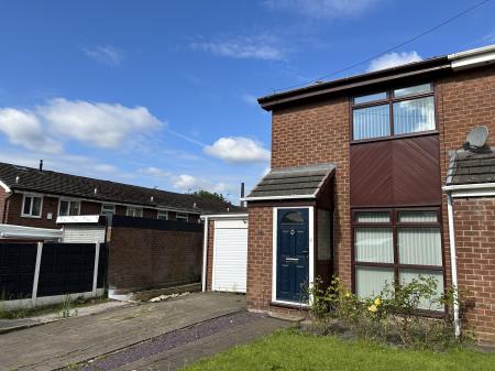 2 bedroom Semi-detached house to let in Lever Bridge Place, Bolton, BL3