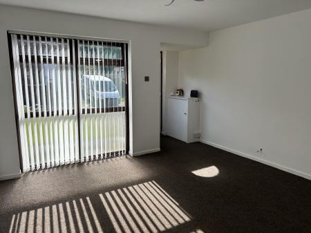 2 bedroom Semi-detached house to let in Lever Bridge Place, Bolton, BL3