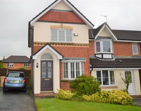 2 bedroom Semi-detached house to let in Ashburn Close, Horwich, BL6