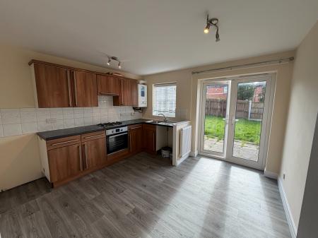 2 bedroom Semi-detached house to let in Ashburn Close, Horwich, BL6