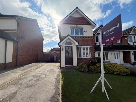 2 bedroom Semi-detached house to let in Ashburn Close, Horwich, BL6