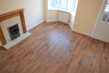 2 bedroom Semi-detached house to let in Ashburn Close, Horwich, BL6