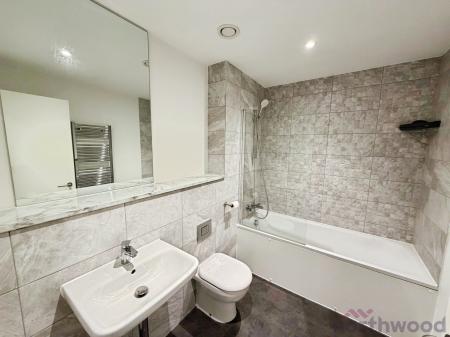 1 bedroom Studio flat for sale in Nelson Street, Bolton, BL3