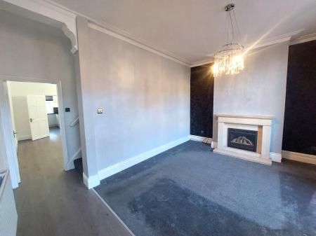 2 bedroom Terraced House to let in Bolton Road, Bury, BL8