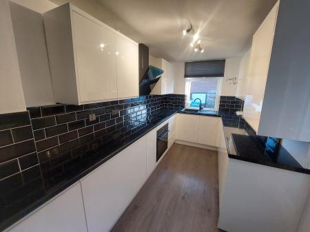 2 bedroom Terraced House to let in Bolton Road, Bury, BL8