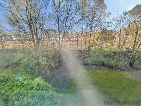 2 bedroom Flat for sale in Lilac Gardens, Bolton, BL3