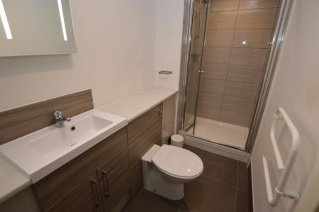 1 bedroom Flat to let in Provincial House, Nelson Square, Bolton, BL1