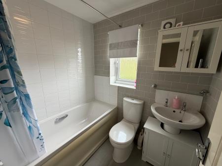 2 bedroom Semi-detached house to let in Jethro Street, Bolton, BL2
