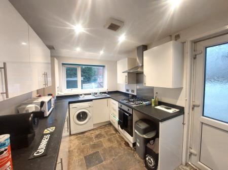 3 bedroom Terraced House to let in Whalley New Road, Blackburn, BB1