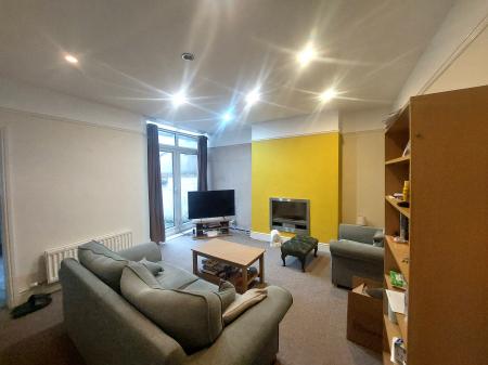 3 bedroom Terraced House to let in Whalley New Road, Blackburn, BB1