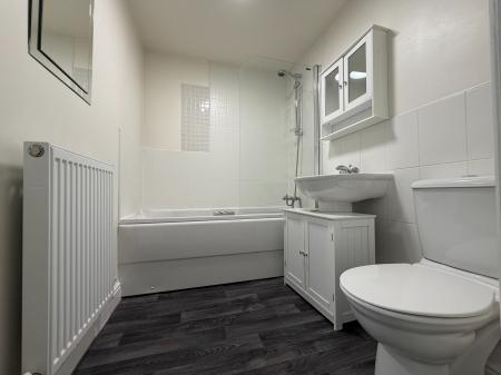 2 bedroom Flat to let in Barton Street, Farnworth, BL4