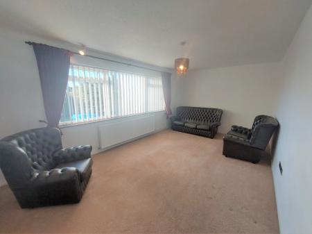 3 bedroom Detached house to let in Standfield Drive, Worsley, M28
