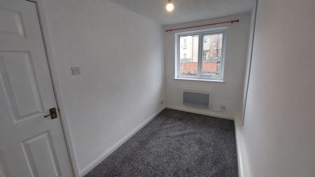 3 bedroom Semi-detached house to let in Bury New Road, Bolton, BL2