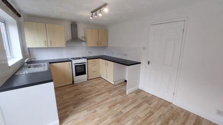 3 bedroom Semi-detached house to let in Bury New Road, Bolton, BL2