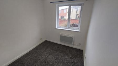 3 bedroom Semi-detached house to let in Bury New Road, Bolton, BL2