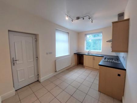 2 bedroom Terraced House to let in St Georges Road, Bolton, BL1
