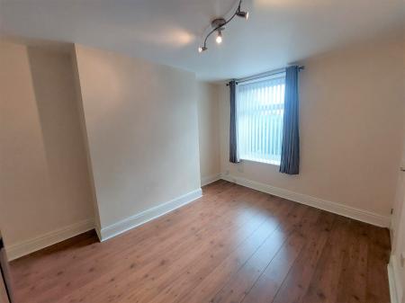 2 bedroom Terraced House to let in St Georges Road, Bolton, BL1
