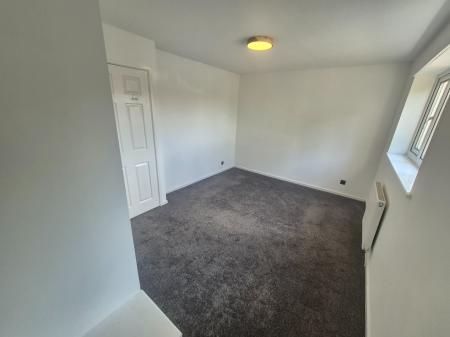 2 bedroom Semi-detached house to let in Meadow Walk, Bolton, BL4