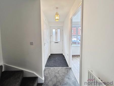 3 bedroom Mews house to let in Textile Way, Bolton, BL1