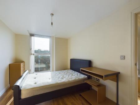 2 bedroom Flat for sale in Apartment, City Centre, Birmingham, B5
