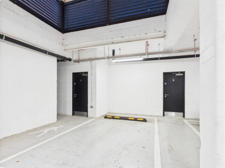 3 bedroom Apartment for sale in Gooch Street North, City Centre, Birmingham, B5