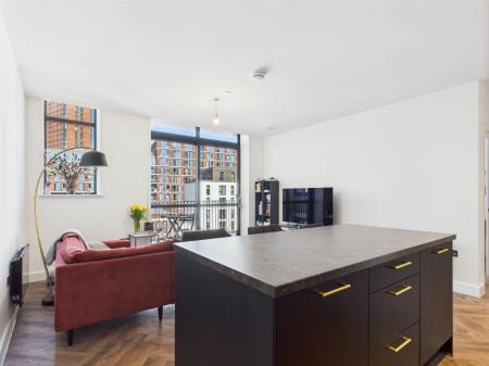 3 bedroom Apartment for sale in Gooch Street North, City Centre, Birmingham, B5