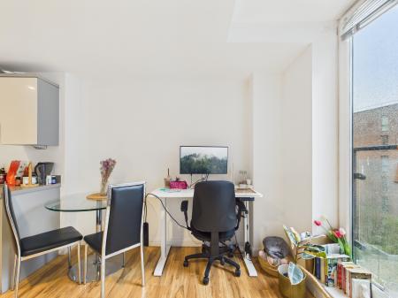 2 bedroom Flat for sale in Latitude Development, City Centre, Birmingham, B5