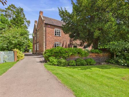 5 bedroom Detached house for sale in Peddimore Hall Farm, Sutton Codfield, B76