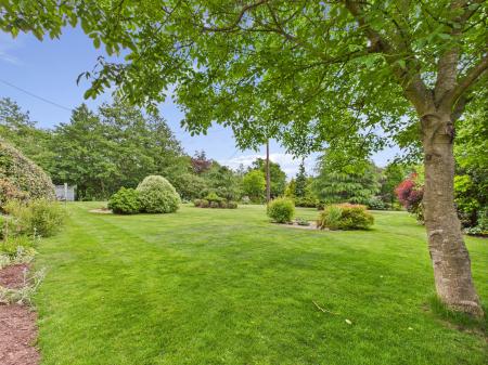 5 bedroom Detached house for sale in Peddimore Hall Farm, Sutton Codfield, B76