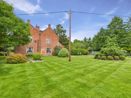 5 bedroom Detached house for sale in Peddimore Hall Farm, Sutton Codfield, B76