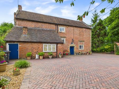 5 bedroom Detached house for sale in Peddimore Hall Farm, Sutton Codfield, B76
