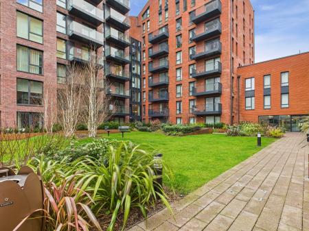 2 bedroom Flat for sale in 63 Shadwell Street with Allocated Parking