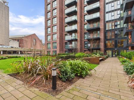 2 bedroom Flat for sale in 63 Shadwell Street with Allocated Parking
