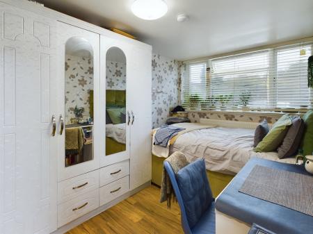 5 bedroom Terraced House for sale in Sherborne Grove, Birmingham, B1