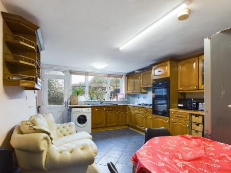 5 bedroom Terraced House for sale in Sherborne Grove, Birmingham, B1