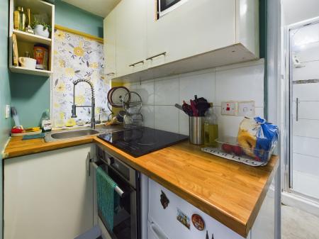 5 bedroom Terraced House for sale in Sherborne Grove, Birmingham, B1