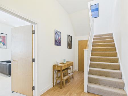 3 bedroom Flat to let in Commercial Street, City Centre, Birmingham, B1