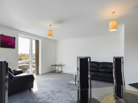 2 bedroom Flat to let in Essex Street, City Centre, Birmingham, B5