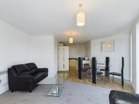 2 bedroom Flat to let in Essex Street, City Centre, Birmingham, B5