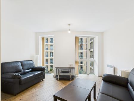 2 bedroom Flat to let in i-Land Development, City Centre, Birmingham, B5