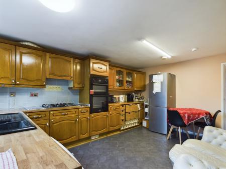 1 bedroom House share to let in Sherborne Grove, City Centre, Birmingham, B1