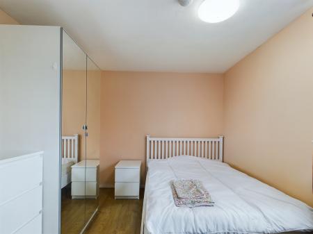 1 bedroom House share to let in Sherborne Grove, City Centre, Birmingham, B1