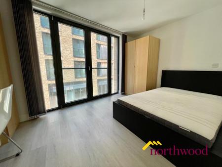 1 bedroom Flat to let in St Johns Walk, Birmingham, B5